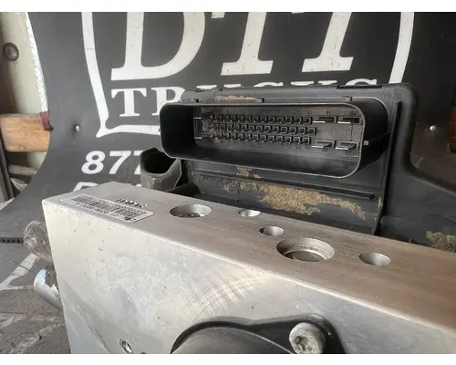 CHEVROLET C6500 ECM (Brake & ABS)