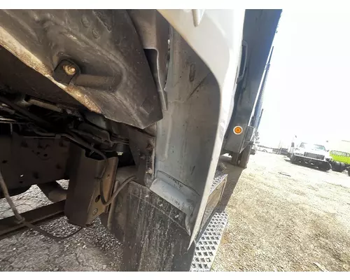 CHEVROLET C6500 Fender Extension