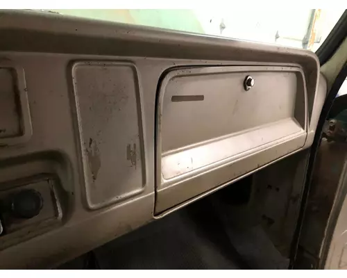 CHEVROLET C6 Dash Assembly