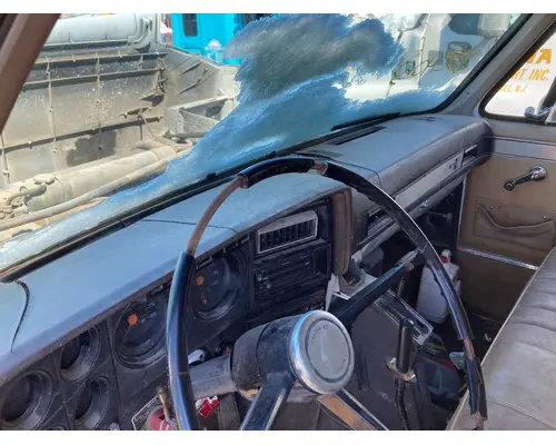 CHEVROLET C6 Dash Assembly