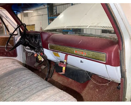 CHEVROLET C6 Dash Assembly