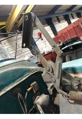 CHEVROLET C6 Hood Hinge