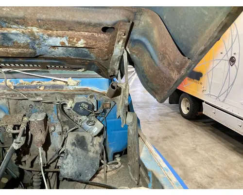 CHEVROLET C6 Hood Hinge