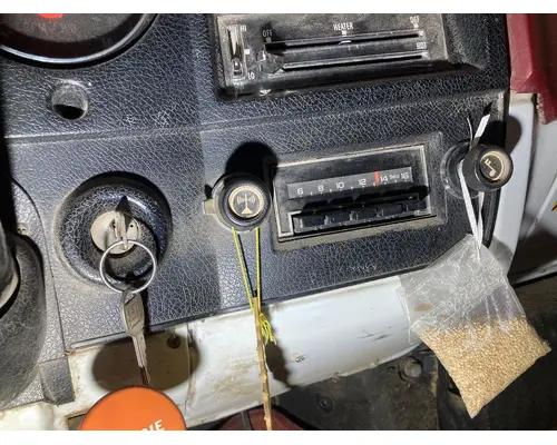 CHEVROLET C6 Instrument Cluster