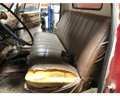 CHEVROLET C6 Seat (non-Suspension)