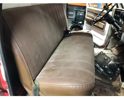 CHEVROLET C6 Seat (non-Suspension)