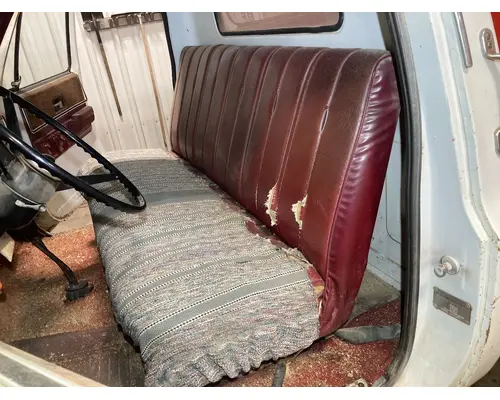 CHEVROLET C6 Seat (non-Suspension)