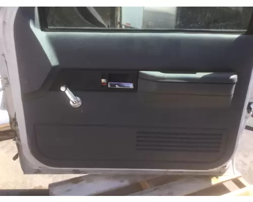 CHEVROLET C7500 1990-2002 DOOR ASSEMBLY, FRONT