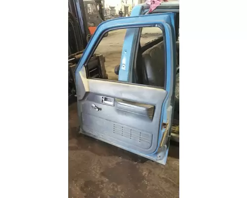 CHEVROLET C7500 1990-2002 DOOR ASSEMBLY, FRONT