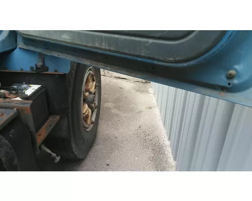 CHEVROLET C7500 1990-2002 DOOR ASSEMBLY, FRONT