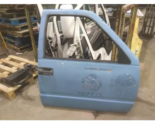 CHEVROLET C7500 1990-2002 DOOR ASSEMBLY, FRONT