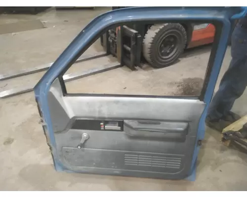 CHEVROLET C7500 1990-2002 DOOR ASSEMBLY, FRONT
