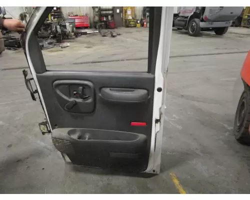 CHEVROLET C7500 2003-2010 DOOR ASSEMBLY, FRONT