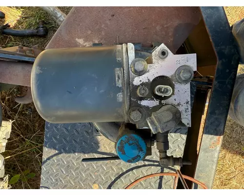 CHEVROLET C7500 Air Drier