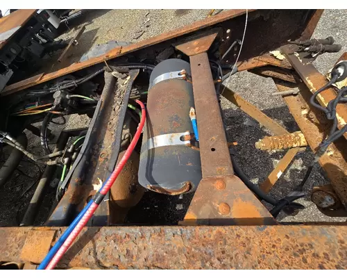 CHEVROLET C7500 Air Tank