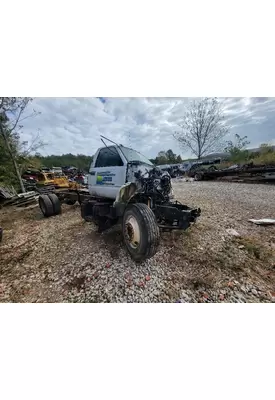 CHEVROLET C7500 Complete Vehicle