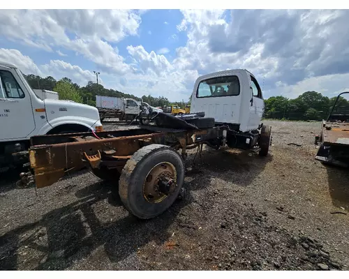 CHEVROLET C7500 Complete Vehicle