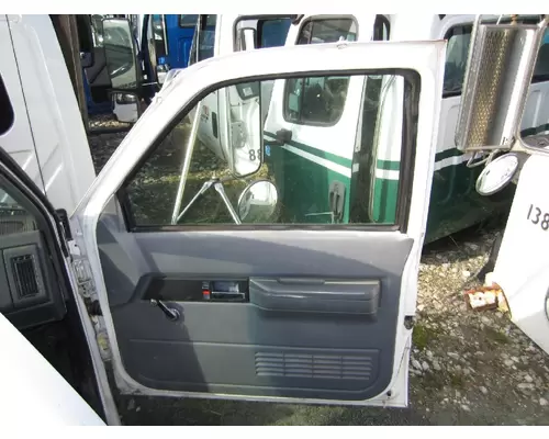 CHEVROLET C7500 DOOR ASSEMBLY, FRONT