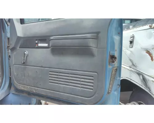 CHEVROLET C7500 DOOR ASSEMBLY, FRONT