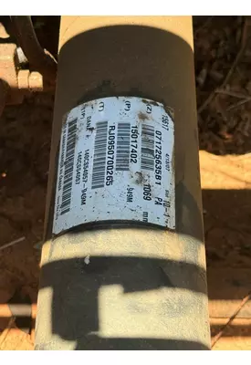 CHEVROLET C7500 Drive Shaft, Rear