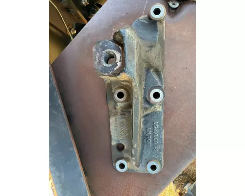 CHEVROLET C7500 Engine Mounts