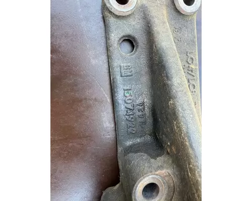 CHEVROLET C7500 Engine Mounts