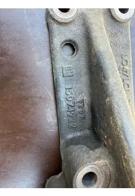CHEVROLET C7500 Engine Mounts