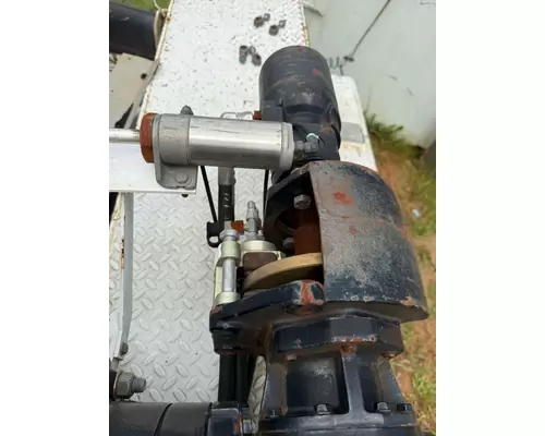 CHEVROLET C7500 Equipment (Mounted)