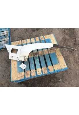 CHEVROLET C7500 Fender Extension