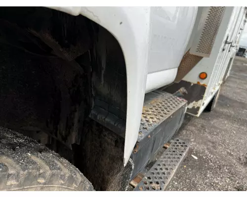 CHEVROLET C7500 Fender Extension