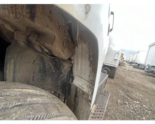 CHEVROLET C7500 Fender Extension