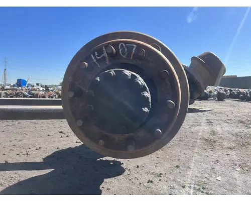 CHEVROLET C7500 Hub
