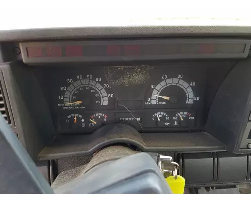 CHEVROLET C7500 Instrument Cluster