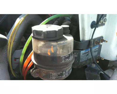CHEVROLET C7500 POWER STEERING RESERVOIR