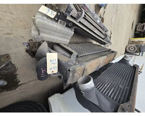 CHEVROLET C7500 Radiator Core Support