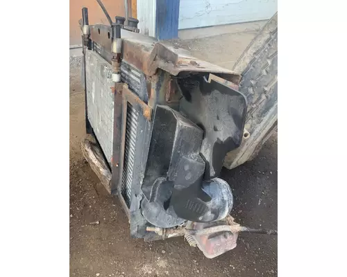 CHEVROLET C7500 Radiator