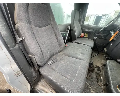 CHEVROLET C7500 Seat, Front