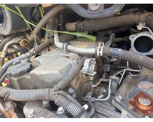 CHEVROLET C7500 Valve Cover