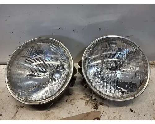 CHEVROLET C7 Headlamp Assembly