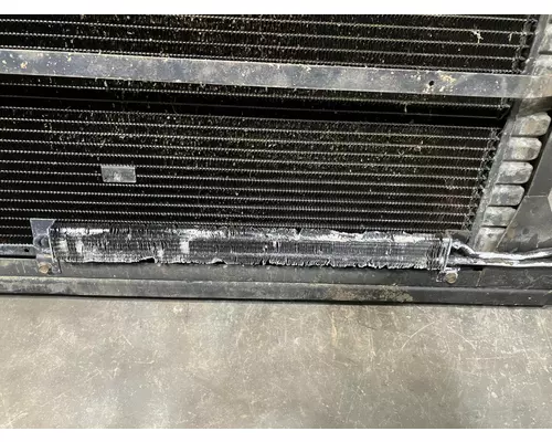 CHEVROLET C7 Radiator