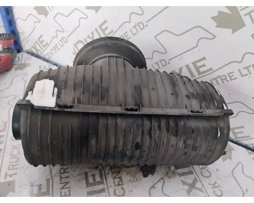 CHEVROLET C8500 Air Cleaner