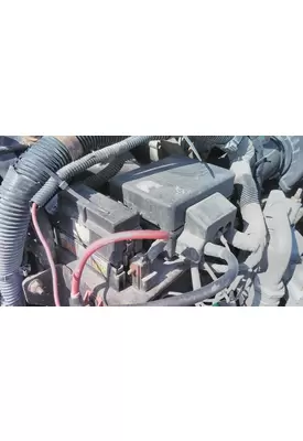 CHEVROLET C8500 FUSE BOX