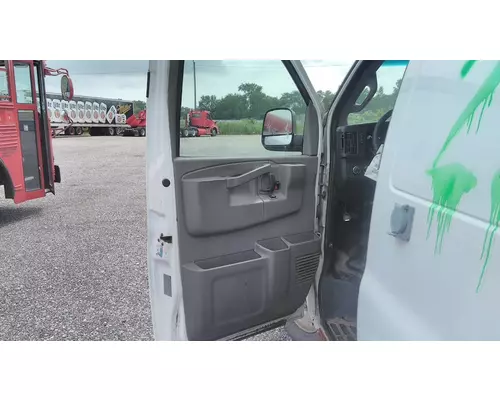 CHEVROLET EXPRESS 2500 DOOR ASSEMBLY, FRONT
