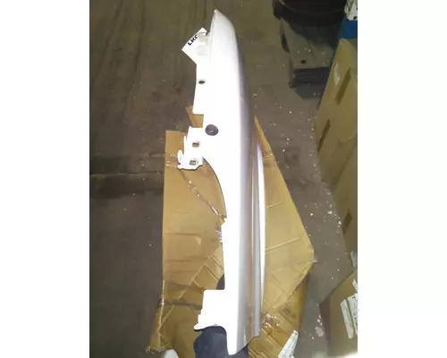 CHEVROLET EXPRESS 2500 FENDER ASSEMBLY, FRONT