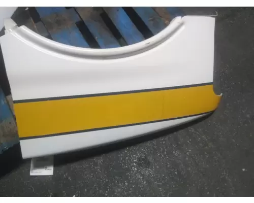 CHEVROLET EXPRESS 4500 FENDER ASSEMBLY, FRONT