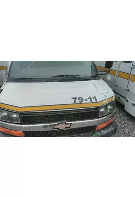 CHEVROLET EXPRESS 4500 HOOD