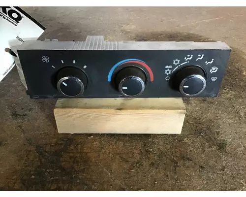 CHEVROLET EXPRESS 4500 TEMPERATURE CONTROL