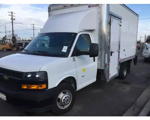 CHEVROLET EXPRESS 4500 WHOLE TRUCK FOR RESALE