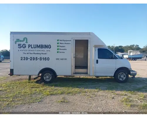 CHEVROLET Express Complete Vehicle