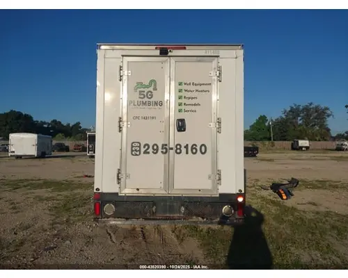 CHEVROLET Express Complete Vehicle